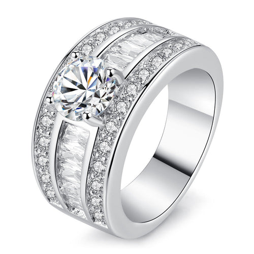 Ophelia™ | Brilliant Round & Baguette Cut Ring