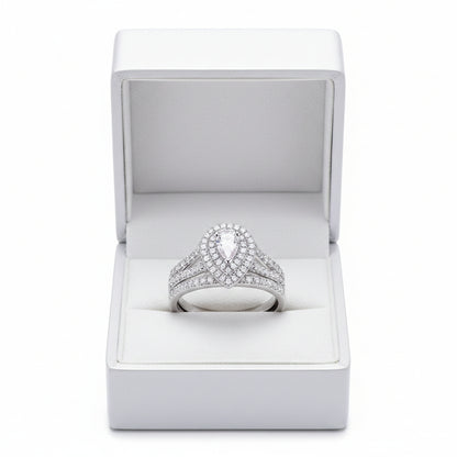 Aurora™ | Brilliant Teardrop Moissanite Set