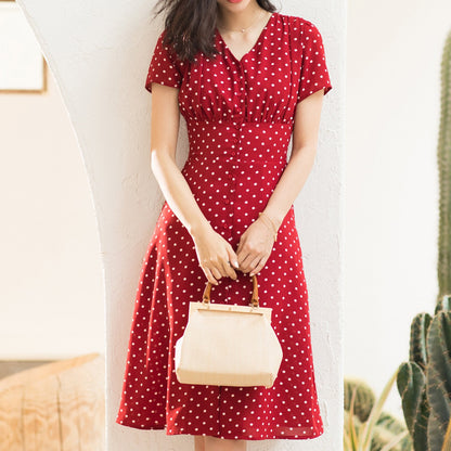 Genevieve™ | Elegant Pleated Midi Dress